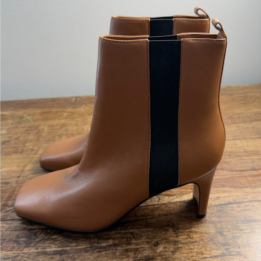 Calvin Klein Cassis Leather Ankle Chelsea Boots size 6.5